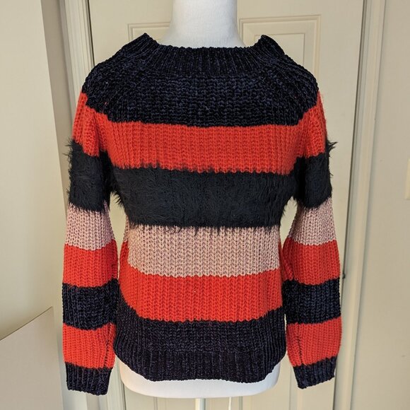ONLY brand sweater Size M - NWOT - Picture 2 of 8
